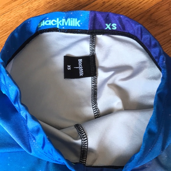 Blackmilk Aurora sky leggings - Picture 5 of 6